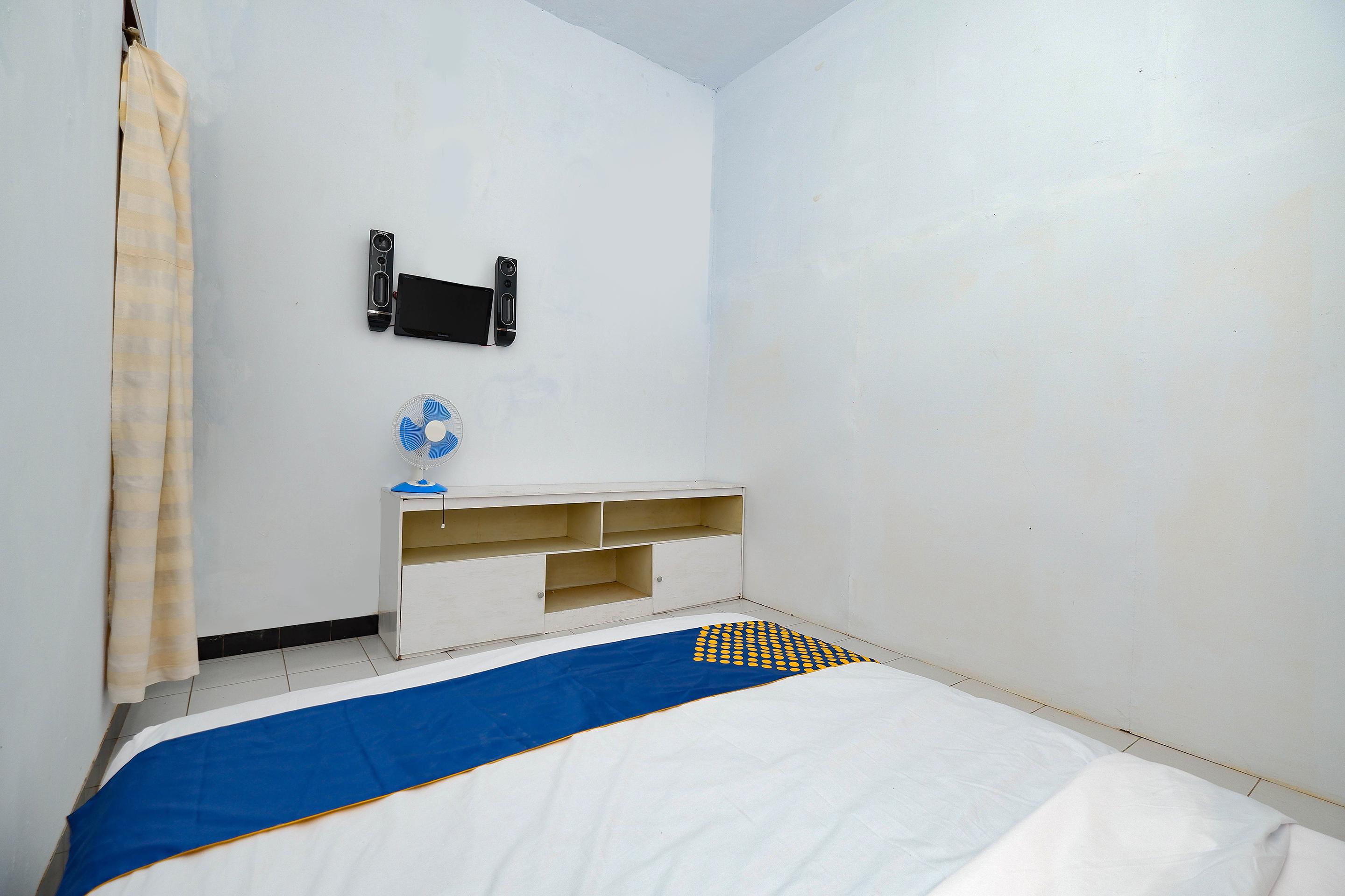 Oyo 2240 Simpang Tujuh Residence Kudus المظهر الخارجي الصورة