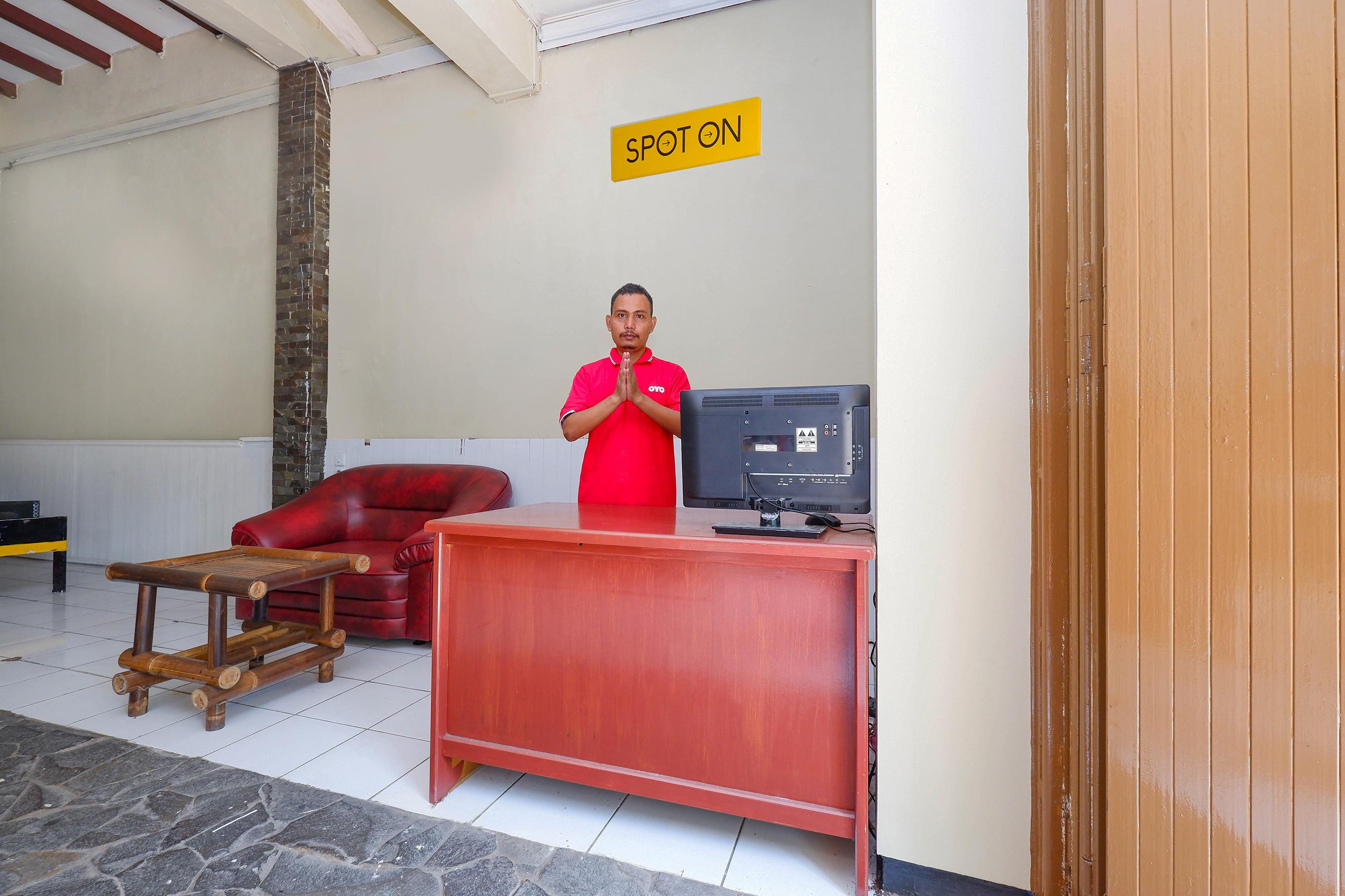 Oyo 2240 Simpang Tujuh Residence Kudus المظهر الخارجي الصورة