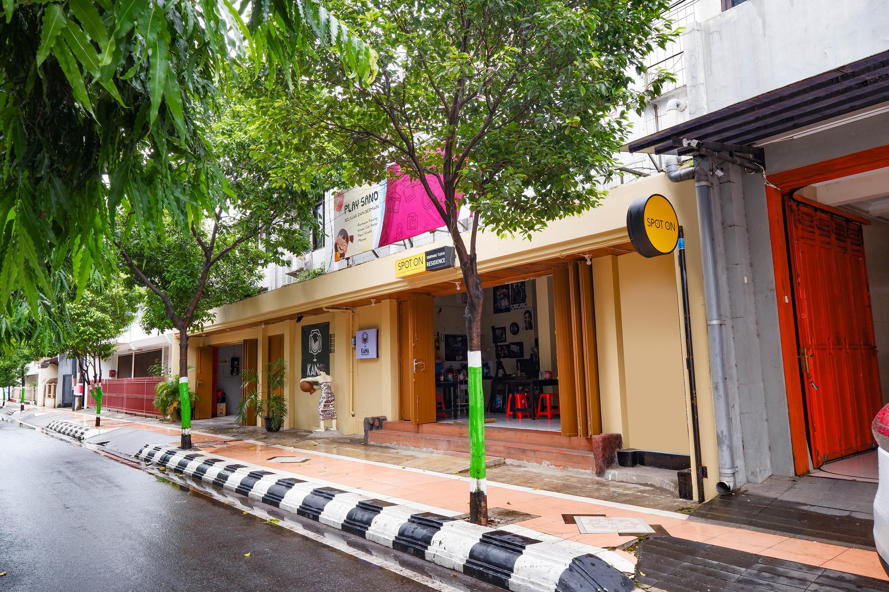 Oyo 2240 Simpang Tujuh Residence Kudus المظهر الخارجي الصورة
